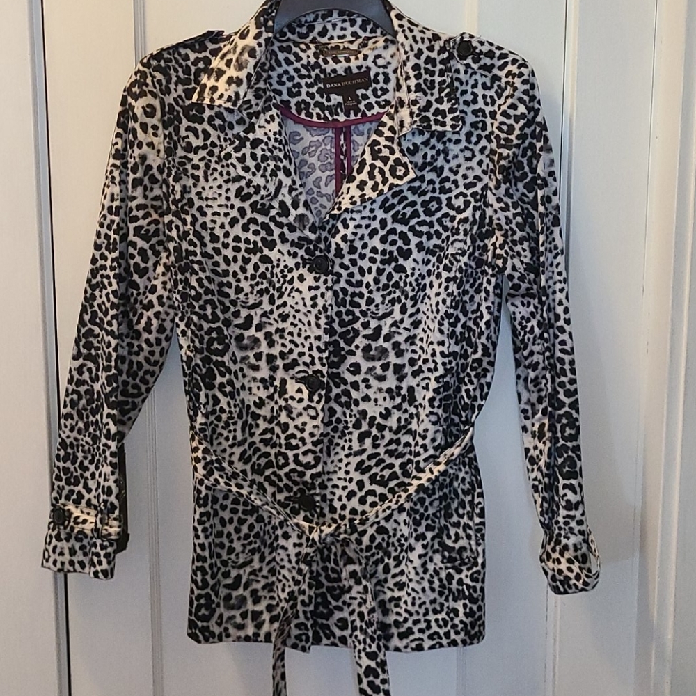 Dana Buchman Lightweight snow leopard jacket sz L